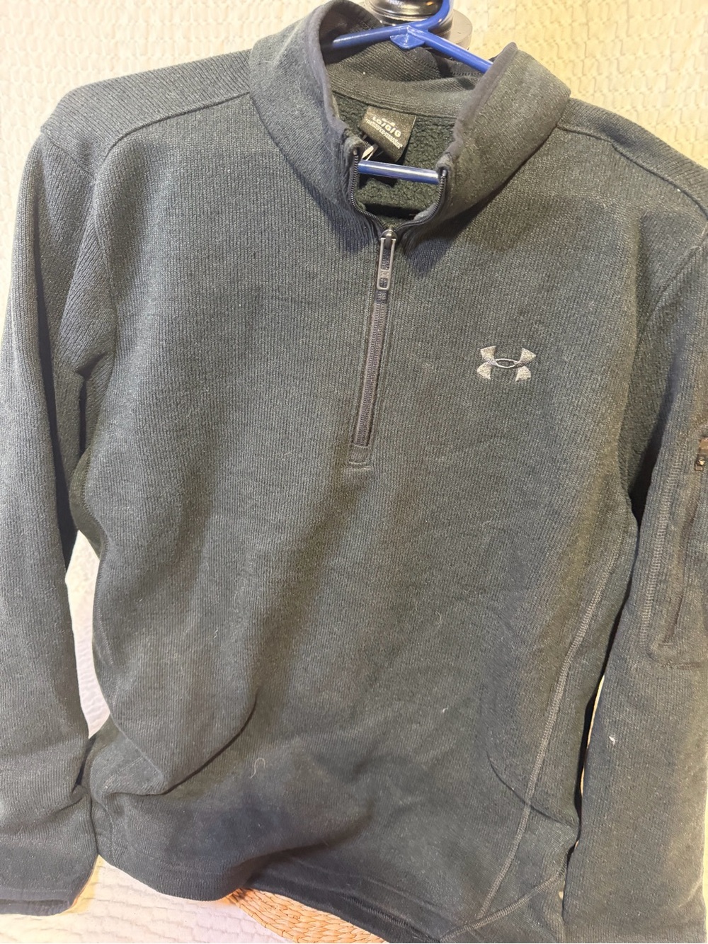 Under Armour Men's Charcoal Quarter-Zip Pullover